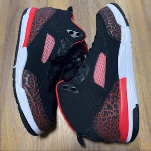 Jordan Spizike - Boys Size 3